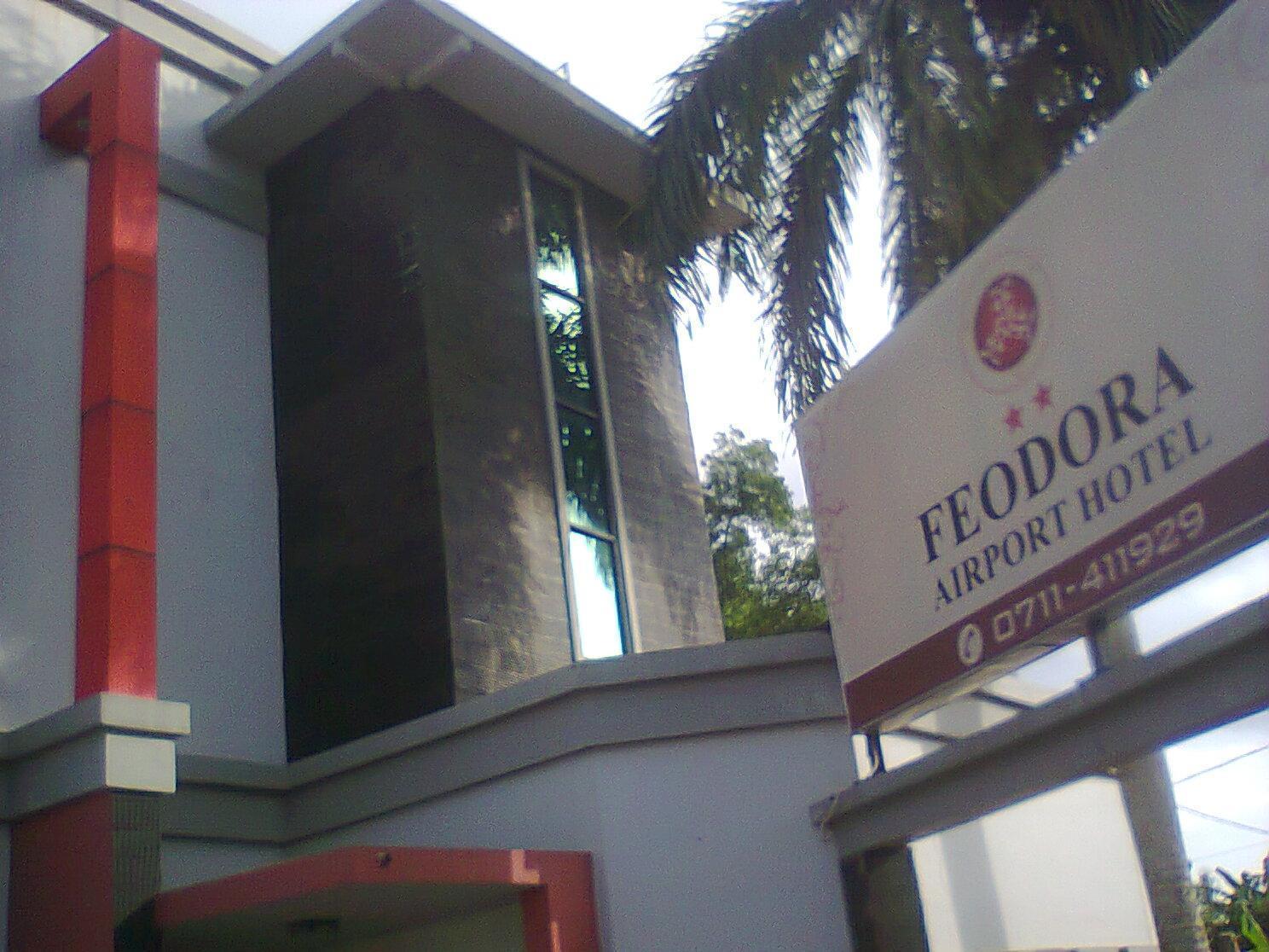 Feodora Airport Hotel Palembang Exterior photo