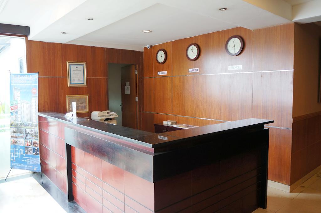 Feodora Airport Hotel Palembang Exterior photo